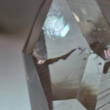 Load image into Gallery viewer, Colombian Lemurian Cathedral Record Keeper Quartz with Limonite (Santander, Colombia) – 哥伦比亚桑坦德天然雷姆利亚教堂型记录者石英共生褐铁矿标本
