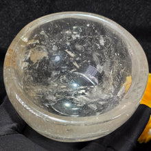 Load image into Gallery viewer, Quartz Crystal Bowl Display (Brazil) – 巴西天然石英水晶碗摆件