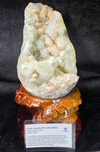 Load image into Gallery viewer, Jumbo Green Apophyllite with Stilbite Mineral Specimen (Maharashtra, India) – 印度马哈拉施特拉邦大型绿色鱼眼石共生辉沸石天然矿物标本