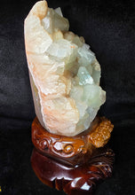 Load image into Gallery viewer, Jumbo Green Apophyllite with Stilbite Mineral Specimen (Maharashtra, India) – 印度马哈拉施特拉邦大型绿色鱼眼石共生辉沸石天然矿物标本