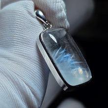 Load image into Gallery viewer, Blue Needle Quartz Pendant – 天然蓝针水晶吊坠