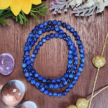 Load image into Gallery viewer, Blue Kyanite 3 Rounds