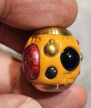 Load image into Gallery viewer, Leklai LLT blessed by LP Yai