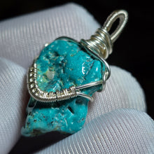 Load image into Gallery viewer, Turquoise (Hubei) Wire Wrapped Pendant – 湖北绿松石绕线吊坠