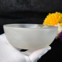 Load image into Gallery viewer, Good Grade Polished Selenite Bowl Display (11.5cm) – 优质透石膏抛光碗摆件