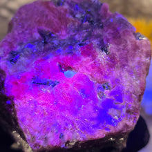 Load image into Gallery viewer, Raw Ruby with Kyanite Specimen Display – 红宝石共生蓝晶石原矿摆件