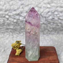 Load image into Gallery viewer, Fluorite Pointer – 萤石水晶柱