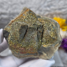 Load image into Gallery viewer, Rainbow Pyrite Specimen Display (Russia) – 俄罗斯彩虹黄铁矿标本摆件