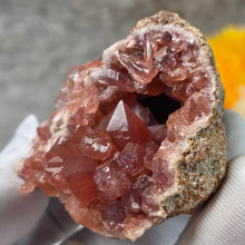 Load image into Gallery viewer, Pink Amethyst Geode Display (Argentina) – 阿根廷粉色紫水晶晶洞摆件