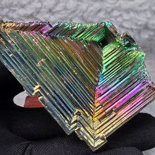 Load image into Gallery viewer, Bismuth Crystal Display – 碲铋晶体金属结晶摆件