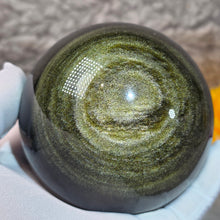 Load image into Gallery viewer, Golden Sheen Obsidian Sphere – 金曜石球