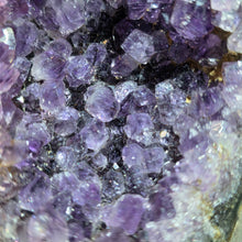 Load image into Gallery viewer, Good Grade Amethyst Slab Display (Uruguay) – 优质乌拉圭紫水晶切片摆件