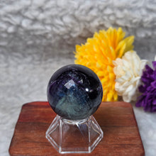 Load image into Gallery viewer, Fluorite Sphere – 萤石圆球摆件