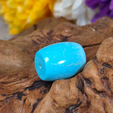 Load image into Gallery viewer, Turquoise Barrel Shaped Bead (Hubei) – 湖北绿松石桶珠路路通