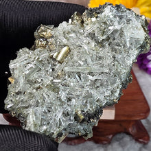 Load image into Gallery viewer, Pyrite with Quartz & Sphalerite Specimen (Bulgaria) – 保加利亚黄铁矿伴生水晶与闪锌矿标本
