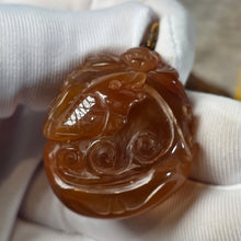 Load image into Gallery viewer, Red Rabbit Hair Quartz Carving Pendant – 红兔毛水晶雕刻吊坠