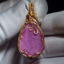 Load image into Gallery viewer, Ruby Wire Wrapped Pendant – 红宝石手工绕线吊坠