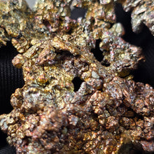 Load image into Gallery viewer, Iridescent Native Copper Specimen (Hubei, China) – 湖北天然彩虹原生铜矿标本