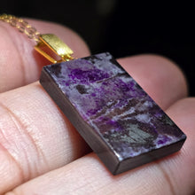 Load image into Gallery viewer, Sugilite Pendant with Chain (South Africa) – 南非舒俱来吊坠配链
