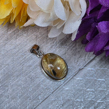 Load image into Gallery viewer, Golden Rutilated Quartz Pendant – 金钛晶吊坠