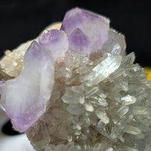 Load image into Gallery viewer, Amethyst on Quartz Cluster Display (Jackson's Crossroads, Wilkes County, Georgia, USA) – 美国乔治亚州威尔克斯县 Jackson's Crossroads 紫水晶共生石英天然矿物摆件