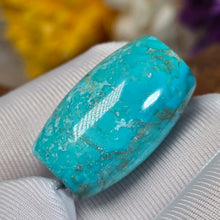 Load image into Gallery viewer, Turquoise Barrel Shaped Bead (Hubei) – 湖北绿松石桶珠路路通