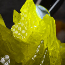 Load image into Gallery viewer, Laboratory-Grown Sulphur Crystal Cluster – 实验室培育硫磺晶簇