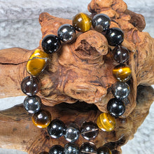 Load image into Gallery viewer, Guardian Shield Bracelet – Tiger Eye, Hematite, Obsidian & Black Tourmaline 守护之盾手链