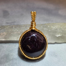 Load image into Gallery viewer, Star-Burst Red Garnet Wire Wrapped Pendant – 星爆红石榴石绕线吊坠