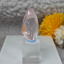 Load image into Gallery viewer, Polished Rose Quartz Azeztulite Display – 抛光粉晶阿赛斯特莱特摆件