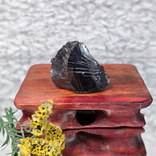 Load image into Gallery viewer, Raw Elite Shungite – High-Carbon Protection & Grounding Stone