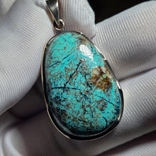 Load image into Gallery viewer, Chrysocolla Pendant (Congo) – 刚果硅孔雀石吊坠