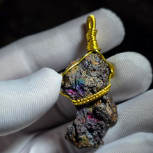 Load image into Gallery viewer, Iridescent Goethite Wire Wrapped Pendant – 彩虹针铁矿绕线吊坠 (Copy) (Copy)