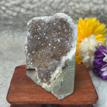 Load image into Gallery viewer, Grey Amethyst Druzy Display – 灰紫晶洞摆件