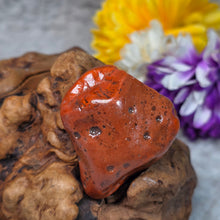 Load image into Gallery viewer, Raw Nanhong Agate – 天然南红玛瑙原石