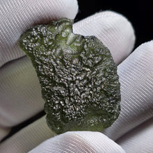 Load image into Gallery viewer, Raw Moldavite (Czech Republic) – 捷克陨石原石