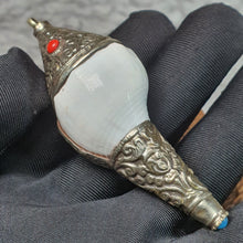 Load image into Gallery viewer, 🐚 Tibetan Conch Shell (Sacred Dharma Conch)