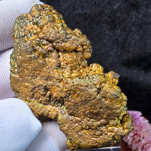 Load image into Gallery viewer, Golden Iridescent Goethite (Leklai) – 金力泥铁矿