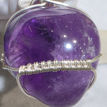Load image into Gallery viewer, Polished Amethyst Wire Wrapped Pendant – 抛光紫水晶绕线吊坠
