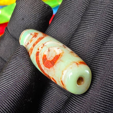 Load image into Gallery viewer, 3-Eyed Dzi Bead – 三眼天珠