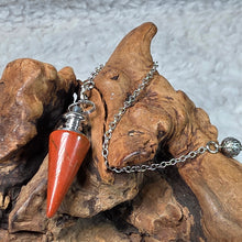 Load image into Gallery viewer, Crystal Pendulum (Thin Shaped) – 水晶细型灵摆