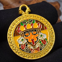 Load image into Gallery viewer, Tibetan Zashi Lhamo Pendant – 扎基拉姆古法沙金工艺