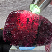 Load image into Gallery viewer, Rhodolite Garnet Slice – Vitality & Heart Energy