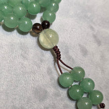 Load image into Gallery viewer, Aventurine 108 Beads Mala Necklace – 东陵玉108念珠项链