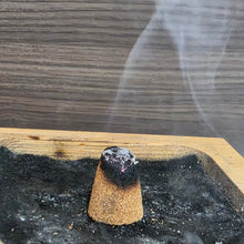 Load image into Gallery viewer, Palo Santo Cone (Cleansing) - 圣木熏香锥