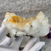 Load image into Gallery viewer, Quartz with Iron Oxide & Siderite (Inner Mongolia, China) – 内蒙古天然石英铁氧化物菱铁矿标本