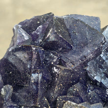Load image into Gallery viewer, Colour-Changing Fluorite with Pyrite (Nigeria) – 尼日利亚变色萤石共生黄铁矿