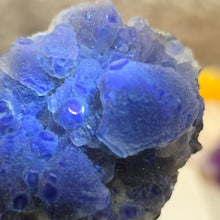 Load image into Gallery viewer, Blue-Green Fluorite with Sphalerite, Arsenopyrite & Quartz (Inner Mongolia) – 内蒙古天然蓝绿色萤石闪锌矿毒砂石英共生矿物标本