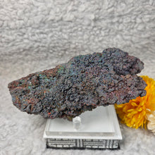 Load image into Gallery viewer, Iridescent Goethite (Leklai) Display – 彩虹针铁矿(力泥)摆件