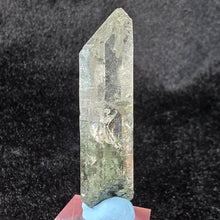 Load image into Gallery viewer, Indian Himalayas Quartz Pointer – 印度喜马拉雅水晶柱